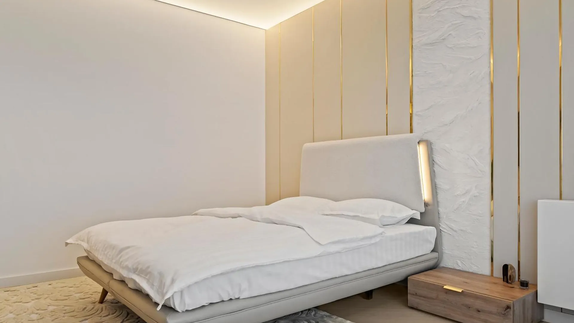 Studio Luxury Cortina North Residence Pipera Voluntari